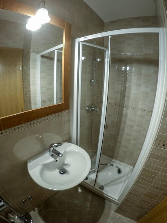 Apartments Car Kampor الغرفة الصورة